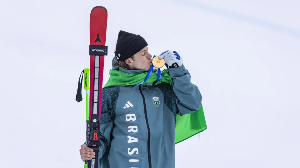 Após ouro, Lucas Pinheiro vai encontrar Lula e disputar Copa de esqui